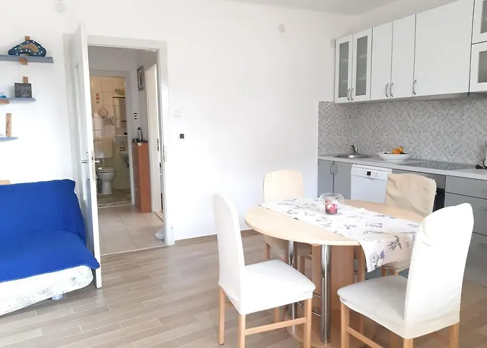 Apartment Nina, In City Centre