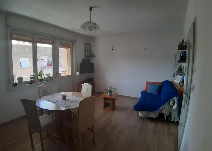 Apartment Nina, In City Centre Split