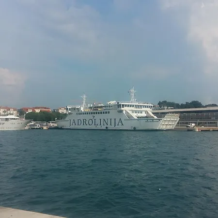 Nina, In Centre Apartamento